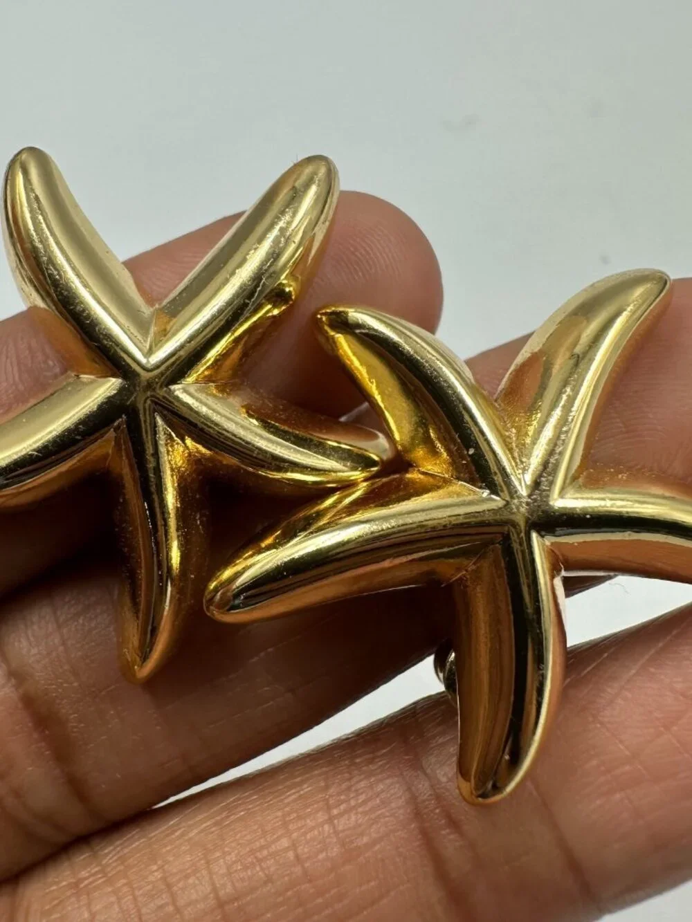 3/$30 Starfish Stud Earrings Gold Tone Pierced Post Nautical Sea Life